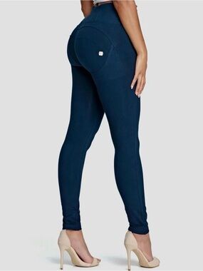 Freddy WR.UP Fashion High-Waist Navy Women’s Sculpting Jeggings XL New With Tags